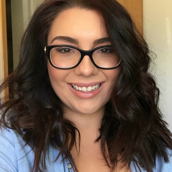 hnicole3296